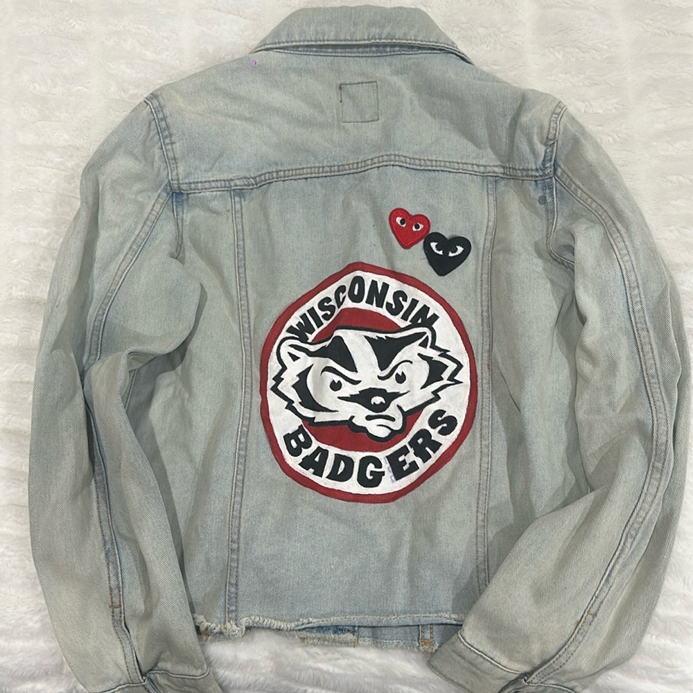 Wisconsin Badgers Hand panted jeans jacket NWT